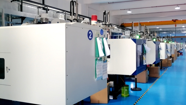 disposable BFS empty vial workshop 06.jpg